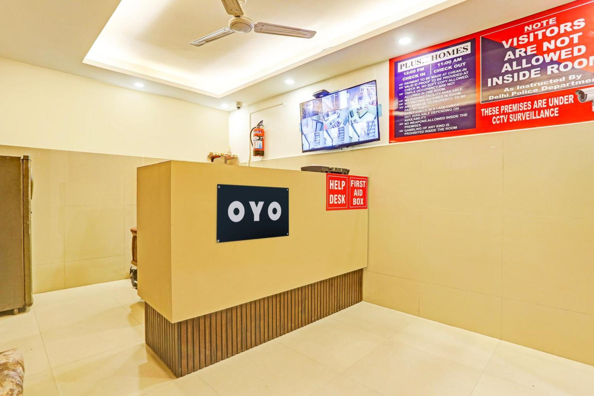 Hotel O Plush Homes New Delhi Bagian luar foto